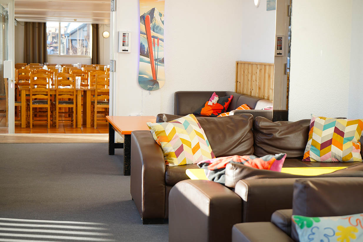 Lounge area at the Vallée Blanche clubhotel in Alpe d'Huez