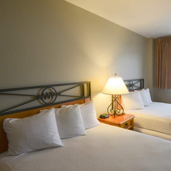 Winter Park Mountain Lodge Guestroom