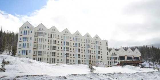 Winter Park Mountain Lodge Exterior