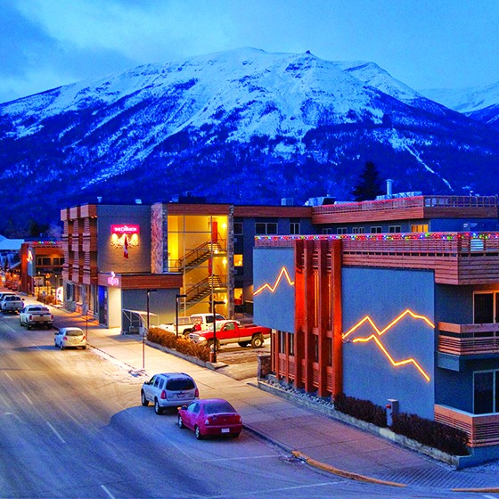 The Crimson, Jasper