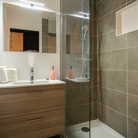 Bathroom at the HO36 Les Menuires in the French Alps