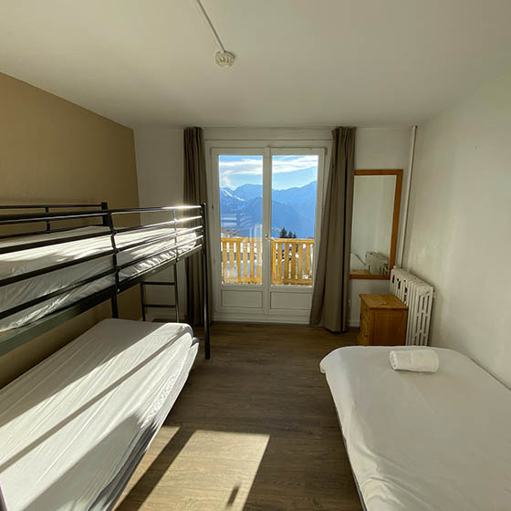 Multi-bedded room at Clubhotel Vallée Blanche in Alpe d'Huez