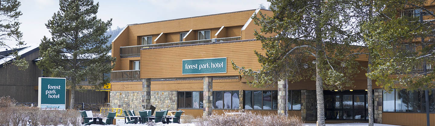 Forest Park Hotel in Jasper, Canada