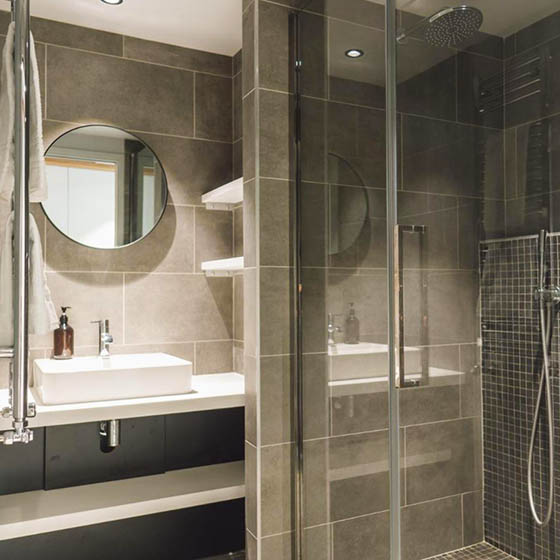 Bathroom at the APEX2100 in Tignes, France