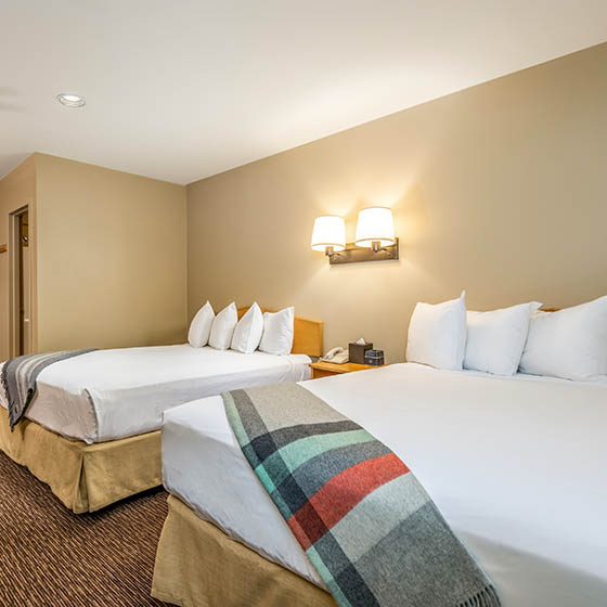 Bedroom at the Snow Cap Inn in Sunday River, East Coast USA