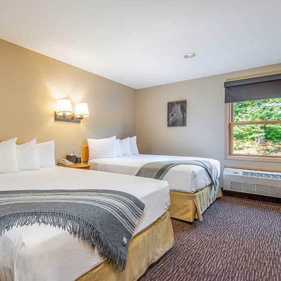 Bedroom at the Snow Cap Inn in Sunday River, East Coast USA