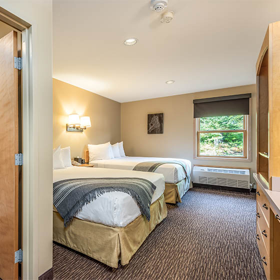 Bedroom at the Snow Cap Inn in Sunday River, East Coast USA