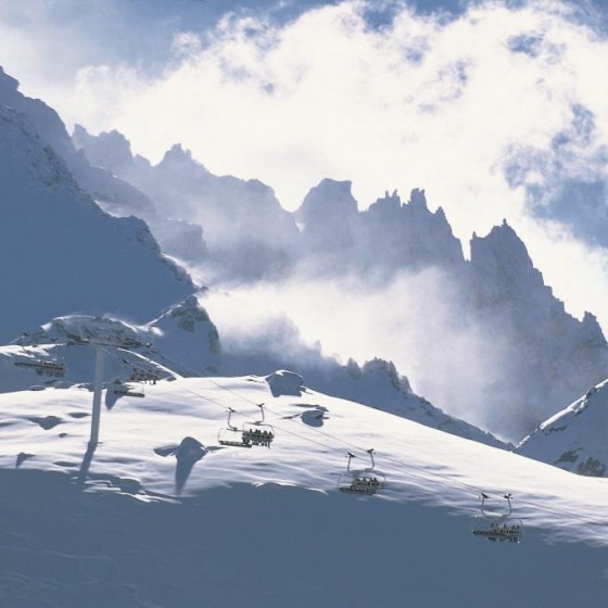 Post image for School Skiing in USA vs Europe – Which is Better?