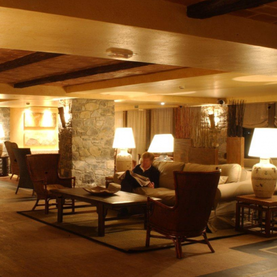 Hotel Patagonia lounge area