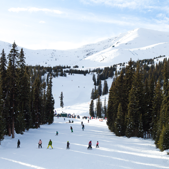 Post image for Why Jasper-Marmot Basin is Perfect for School Ski Trips