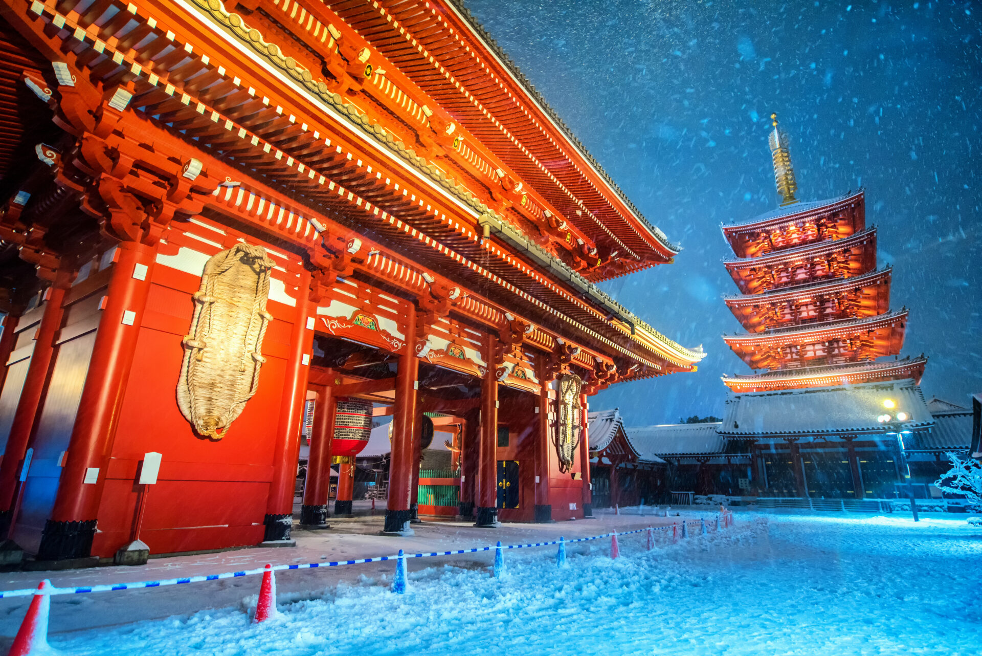 Snow blizzard at Sensoji-ji Temple in Tokyo, Japan