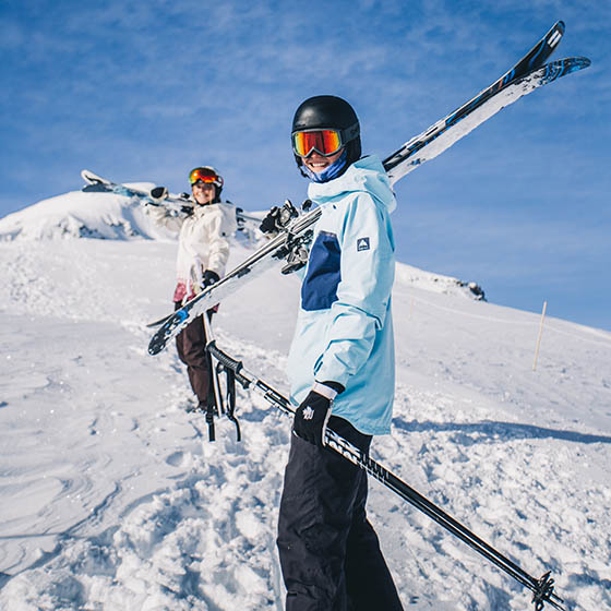 Post image for Canada vs the USA: Which destination is best for your school ski trip?