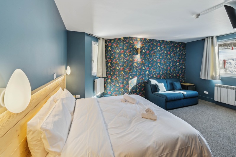 Bedroom at Hotel Turan, Les Deux Alpes