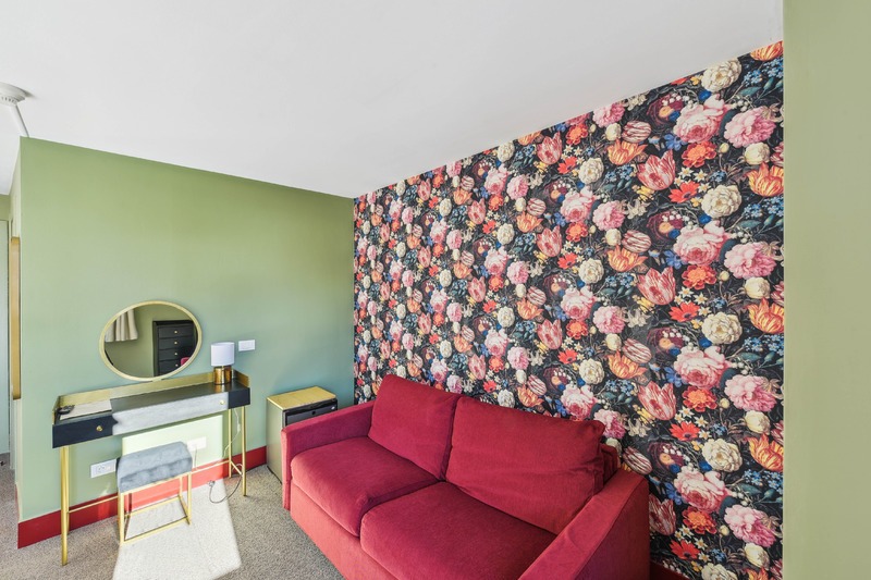 Bedroom at Hotel Turan, Les Deux Alpes