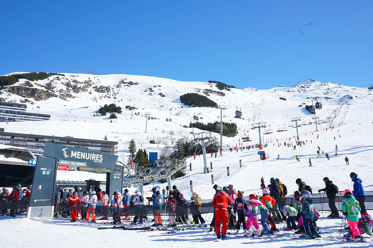 Group of students heading to the pistes in Les Menuires, France