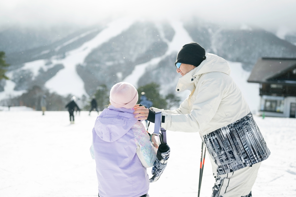 Skiers in Hakuba