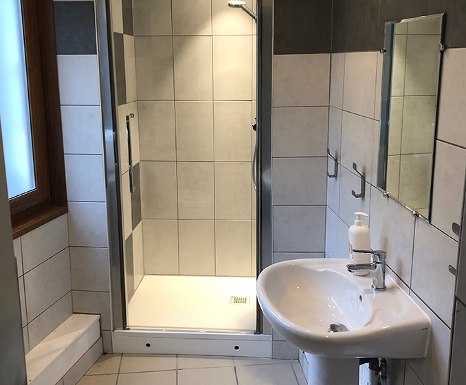 Bathroom in Joie de Vivre, Valloire